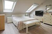Geräumige & moderne 4 ZKB Wohnung mit Dachterrasse und Duplex-Stellplatz in der TG - Elternschlafzimmer