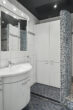 Wohn(t)raum auf zwei Ebenen - außergewöhnliche 5 ZKB Wohnung mit EBK, Sauna, Solarium & 2 Balkonen - OG Badezimmer