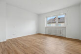 Frisch sanierte & geräumige 4 ZKB Wohnung mit großem Balkon in bevorzugter Wohnlage von Hockenheim - Elternschlafzimmer