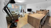 Wohnen mit Komfort – barrierefreie 3 ZKB mit EBK, Balkon & TG-Stellplatz nahe Weinheimer Marktplatz - Wohn-Essbereich