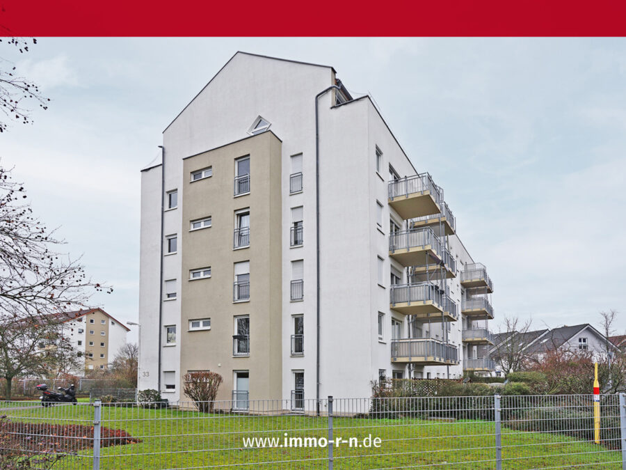 Erbpacht: Gemütliche 2 ZKB Wohnung mit Balkon und Duplex-Stellplatz in der TG, 68766 Hockenheim, Etagenwohnung