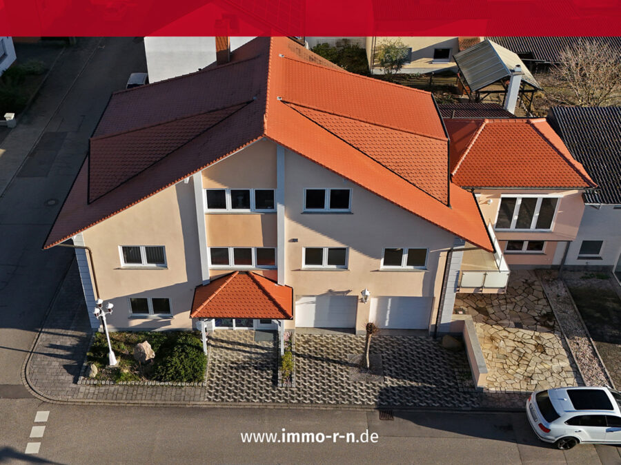 Luxus trifft Lifestyle: Exklusives Domizil für Wohnen, Arbeiten & Mehrgenerationen, 76661 Philippsburg / Rheinsheim, Haus