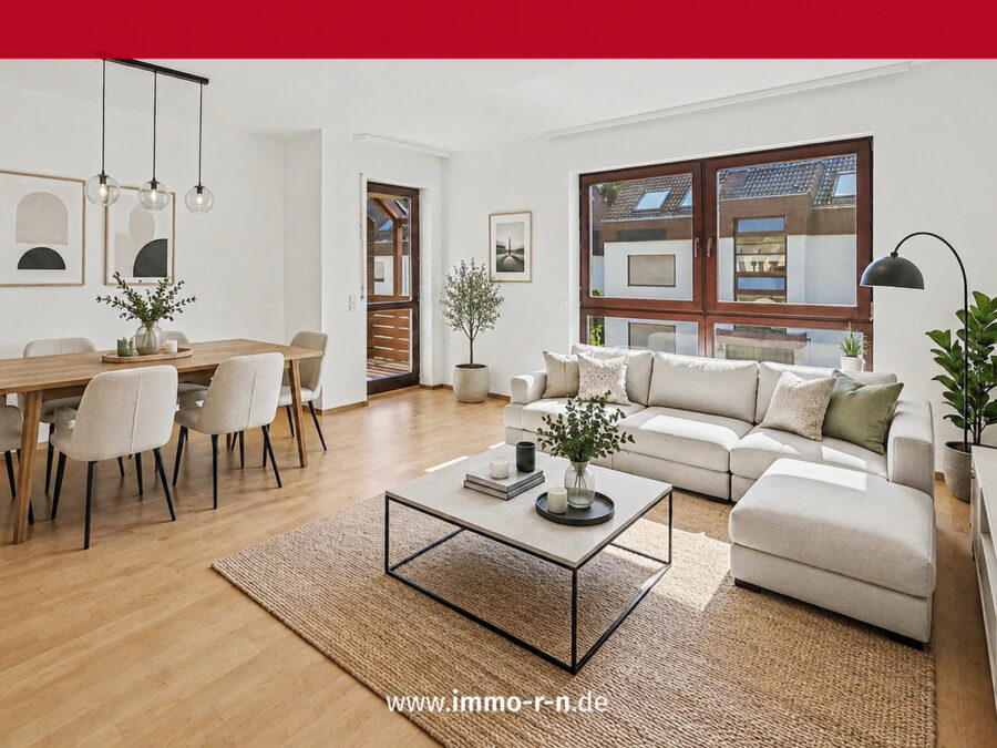 Geräumige & lichtdurchflutete 3 ZKB Wohnung mit EBK, Balkon, frisch saniertem Bad und Stellplatz, 69124 Heidelberg / Kirchheim, Etagenwohnung