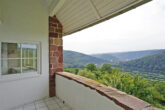 Wohnen und Arbeiten auf der Bergkrone von Dilsberg mit Panoramablick ins Neckartal - Aussicht vom Balkon
