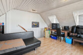 Besonderes Wohngefühl: 3 ZKB Maisonettewohnung mit Dachstudio, 2 Balkonen & TG-Stellplatz - DG - Dachstudio 2. Ansicht