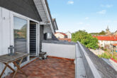 Besonderes Wohngefühl: 3 ZKB Maisonettewohnung mit Dachstudio, 2 Balkonen & TG-Stellplatz - Balkon